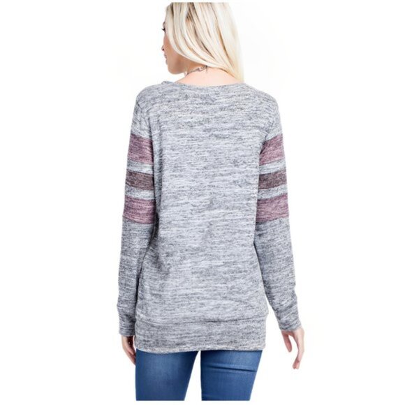 143 Story Soft Rebel – Heather Gray Knit with Striped Sleeves Small Medium - Picture 3 of 3